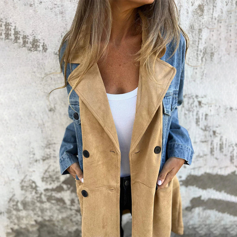 Trench di media lunghezza con cuciture in jeans denim